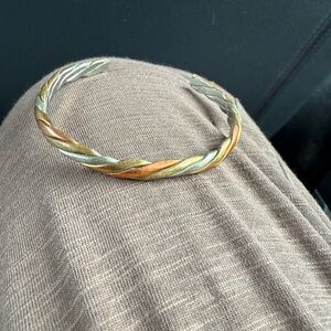 Sarah Coventry Vintage Tri-Color Twisted Bracelet